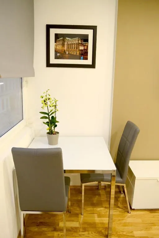 Vienna Inn Apartments