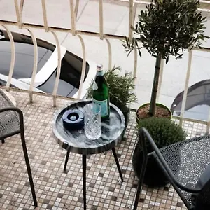 Grosszuegiges, Charmantes In By Fiorentino Apartment