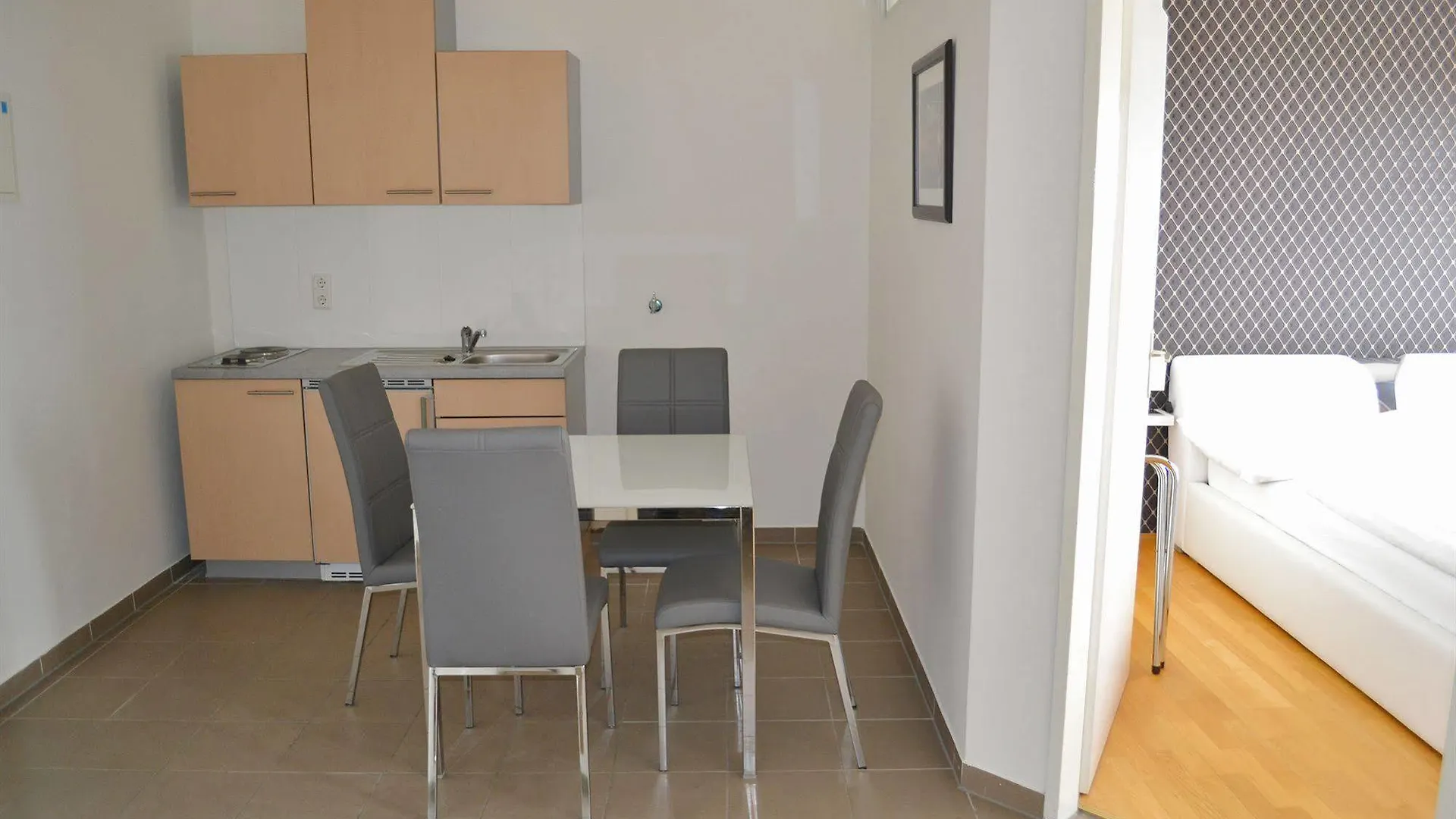 Vienna Inn Apartments 2*,  Austria